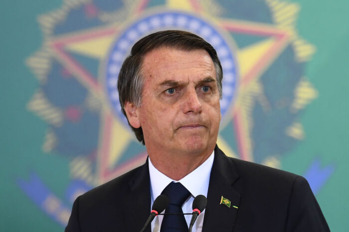 Bolsonaro afirma que Moraes e Lula buscam a destruição da direita no Brasil