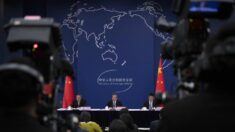 Embaixador chinês no Brasil é criticado por provocar ocidente com sua ‘diplomacia da espingarda’