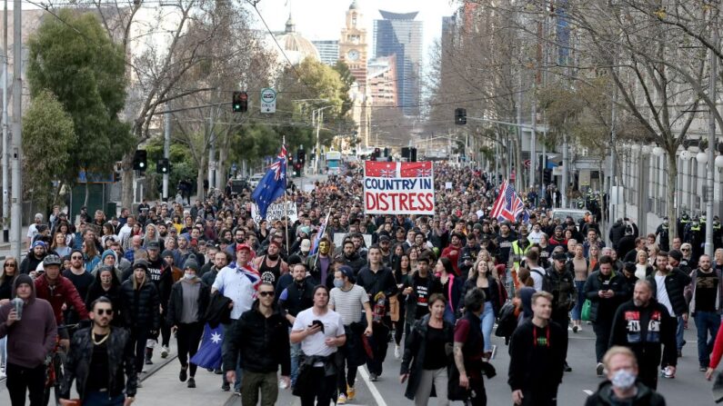 Protestos contra o Lockdown eclodem na Austrália em meio à COVID-19
