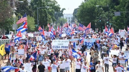 EUA pede libertação imediata de cubanos presos por protestos contra o regime em 2021