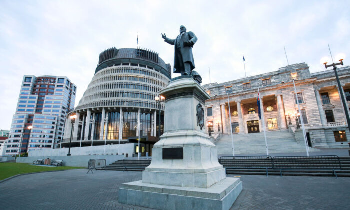 Autoridades da Nova Zelândia sāo convocadas pela embaixada chinesa após condenação de ataques cibernéticos