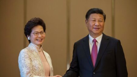 Xi Jinping e a líder de HK Carrie Lam na lista de predadores da liberdade de imprensa em 2021