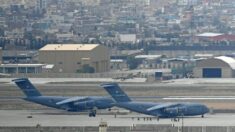 Último avião militar dos EUA deixa o Afeganistão, terminando guerra de 20 anos, afirma General