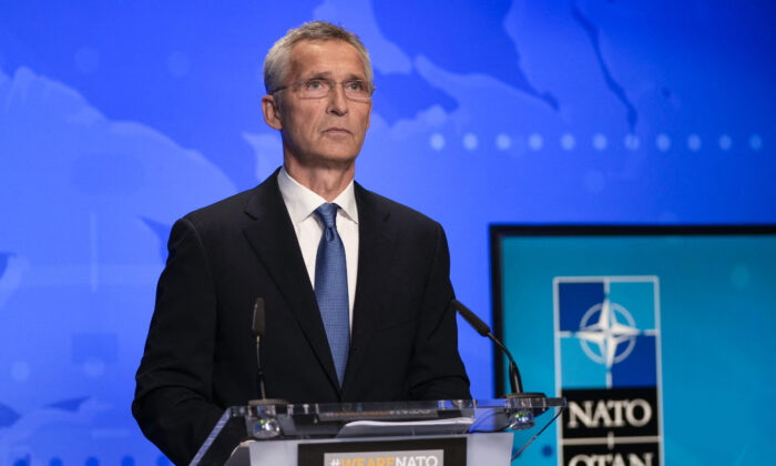 Chefe da OTAN adverte sobre expansão do arsenal nuclear e silos da China