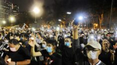 Nove ativistas de Hong Kong sāo condenados à prisão devido a vigília do Tiananmen em 2020