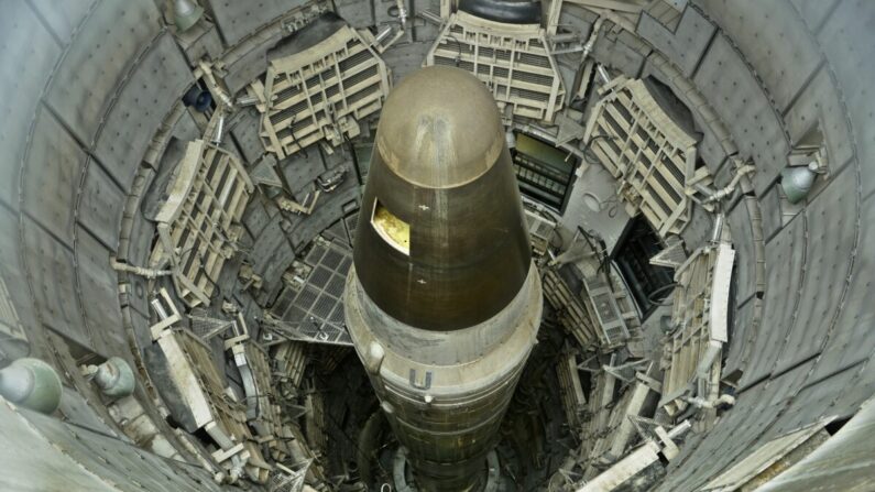 Cresce arsenal nuclear global pela primeira vez desde a Guerra Fria: Think-Tank
