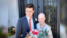 Mulher com câncer se casa com namorado da escola depois de saber que tem apenas alguns meses de vida