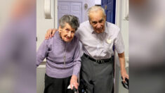 Avós comemoram seu 81º aniversário de casamento, apesar de amigos dizerem que o casal não duraria muito