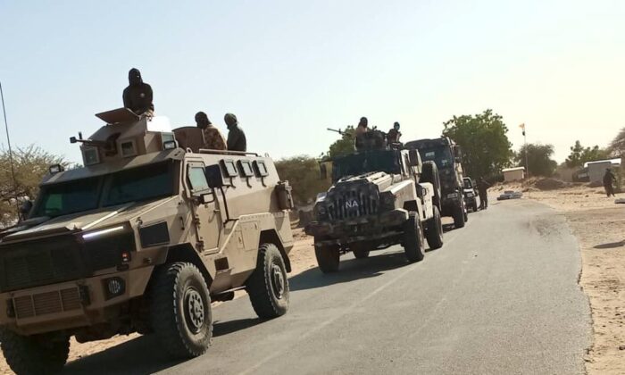 Insurgentes do Boko Haram em fuga perto do Lago Chade