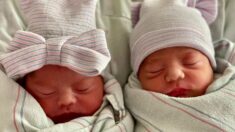 Gêmeos nascem em anos diferentes: Um dos bebês nasceu em 2021 e sua irmã em 2022!