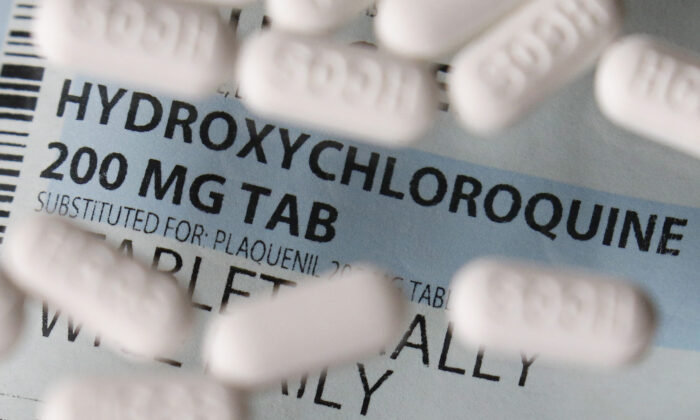 Comprimidos de hidroxicloroquina em uma foto de arquivo. O Canadá experimentou uma breve escassez do medicamento usado no tratamento da COVID-19 (AP Photo/John Locher) 
