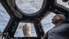 NASA confirma que astronauta dos EUA retornará em espaçonave russa no final do mês