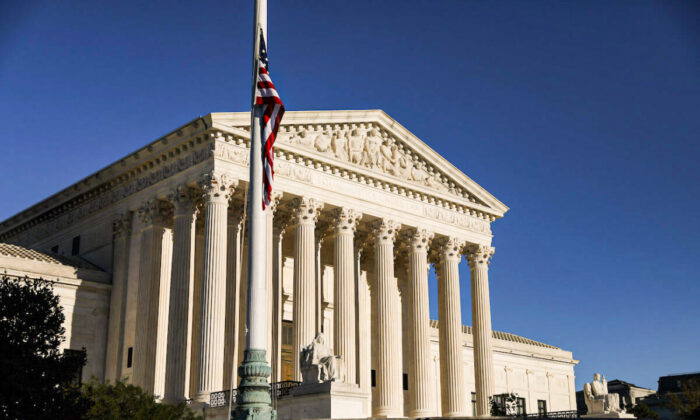 ‘Uma questão de importância nacional’: 23 Procuradores-gerais escrevem à Suprema Corte dos EUA em apoio aos praticantes de Falun Gong