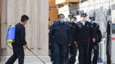 Partido Comunista coloca policiais como vice-diretores de escolas em toda China