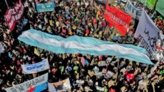 Governo da Argentina entra em colapso, pessoas se recusam a trabalhar em meio a grandes cortes de subsídios