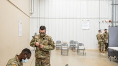 EUA: Exército procura forçar a saída de soldados que alegaram isenção religiosa ao mandato de vacinação