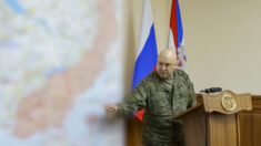 Rússia anuncia retirada da cidade anexada de Kherson e Ucrânia reage com ceticismo