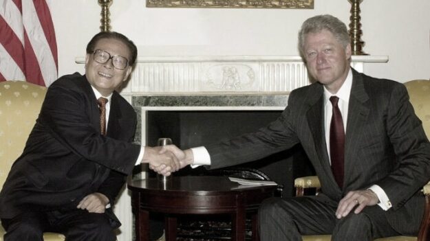Promovendo o crescimento econômico da China ‘Às custas’ de outras nações: um legado de Jiang Zemin