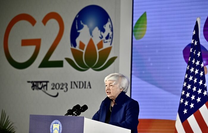 A secretária do Tesouro dos Estados Unidos, Janet Yellen, comparece à mídia durante reunião de ministros de finanças e bancos centrais do G20 na cidade indiana de Bangalore (EFE/EPA/Jagadeesh NV)