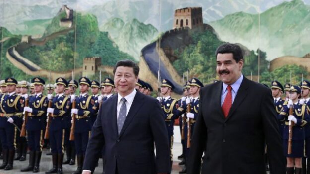 China respalda eleição venezuelana em meio a supressão e candidatos de oposição