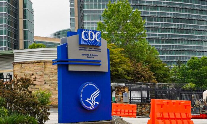 Hospitais não são mais obrigados a relatar dados da COVID-19, diz CDC