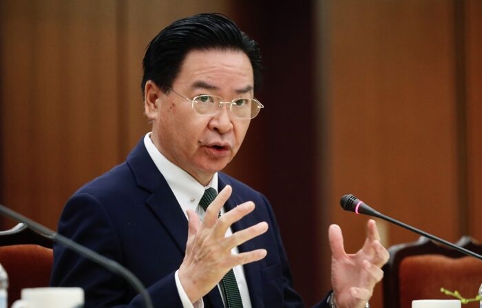 Ministro das Relações Exteriores de Taiwan, Joseph Wu, em foto de arquivo (EFE/Ritchie B. Tongo)