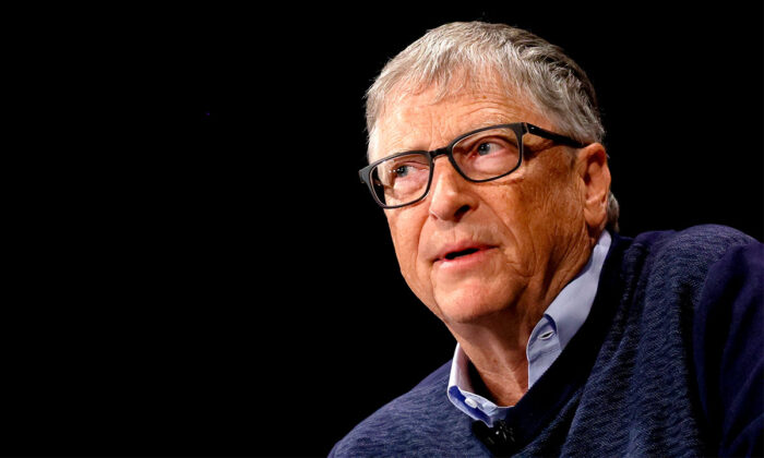 Bill Gates fala no palco do TIME100 Summit 2022 na cidade de Nova Iorque em 7 de junho de 2022 (Jemal Countess/Getty Images for TIME)