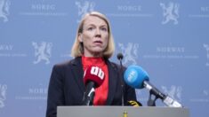 Noruega expulsa 15 diplomatas russos por suposta espionagem
