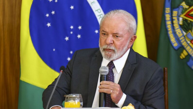O presidente Luiz Inácio Lula da Silva durante café da manhã com jornalistas, no Palácio do Planalto (© Marcelo Camargo/Agência Brasil)