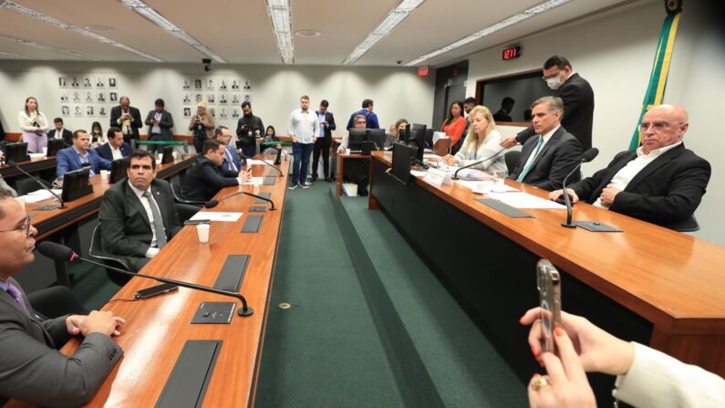Reunião do  Conselho de Ética e Decoro Parlamentar da Câmara dos Deputados para sortear os relatores das representações contra sete deputados (Foto Lula Marques/ Agência Brasil)