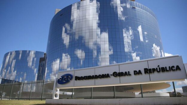 Bolsonaro pede recurso contra inelegibilidade, PGR pede que STF rejeite