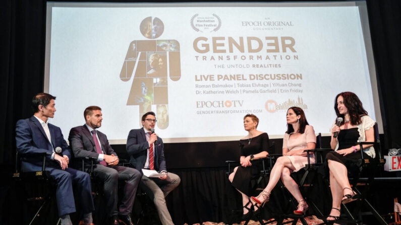 Os membros do painel falam na exibição do documentário "Gender Transformation" do Epoch Times em Nova Iorque em 16 de junho de 2023. (Samira Bouaou/The Epoch Times)