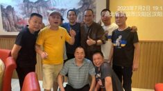 Polícia chinesa interroga associados do denunciante da COVID-19 após sua libertação da prisão