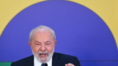 Lula diz torcer para que “democracia” vença as eleições na Argentina