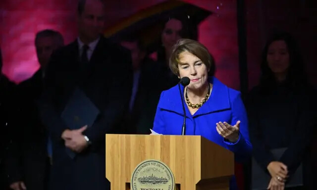 A governadora de Massachusetts, Maura Healey, em Boston, Massachusetts, em 30 de novembro de 2022. (Angela Weiss/AFP via Getty Images)