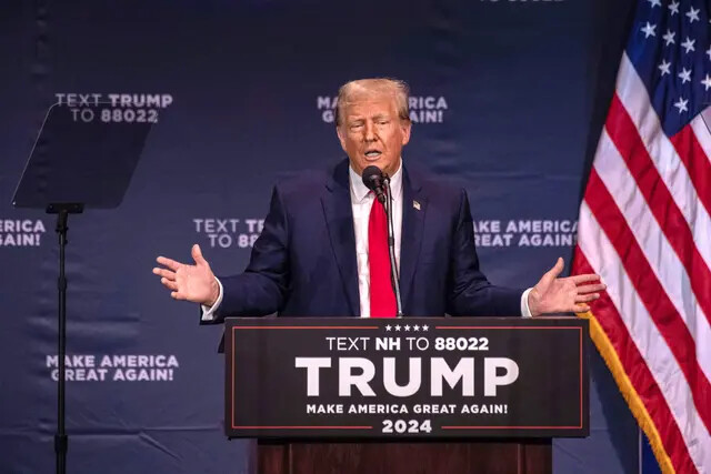 O ex-presidente e candidato presidencial republicano em 2024, Donald Trump, fala em um evento de campanha em Wolfeboro, NH, em 9 de outubro de 2023. (Joseph Prezioso/AFP via Getty Images)
