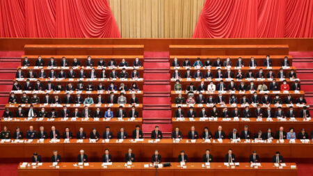 Partido Comunista Chinês estimulará demanda interna em 2024 e diz que ampliará abertura
