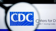 Novo relatório levanta preocupações de que o sistema de notificação de eventos adversos de vacinas do CDC esteja quebrado