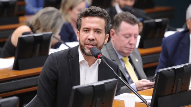 Deputado federal André Janones (Avante-MG) (© Renato Araújo/Câmara dos Deputados)