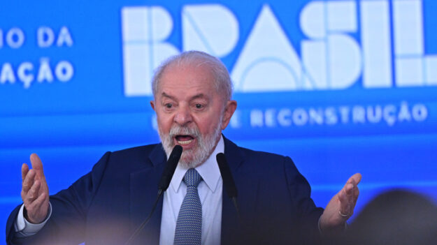Déficit fiscal do governo Lula em 2023 atinge níveis próximos aos da pandemia de COVID-19