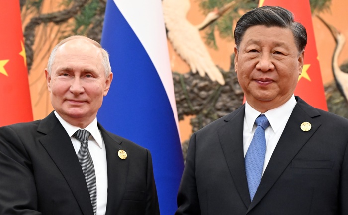 Imagem de arquivo dos líderes da Rússia, Vladimir Putin, e da China, Xi Jinping (EFE/EPA/SERGEY GUNEEV/SPUTNIK/KREMLIN POOL)