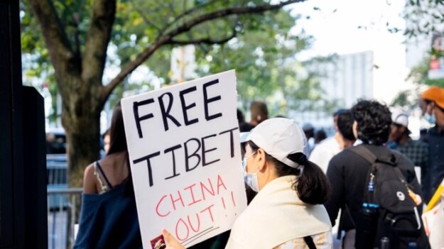 PCCh prende mais de 1.000 tibetanos após protestos contra projeto de construção de barragem