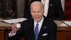 Biden promete restaurar direito ao aborto se recuperar controle do Congresso