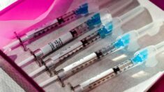 EXCLUSIVO:  CDC ocultou descoberta de possível ligação entre vacinas contra COVID e zumbido