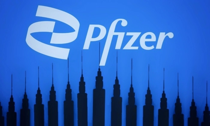 Injeções da Pfizer (Poetra.RH/Shutterstock)
