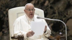Papa Francisco adverte que família cristã está ameaçada em diversas frentes
