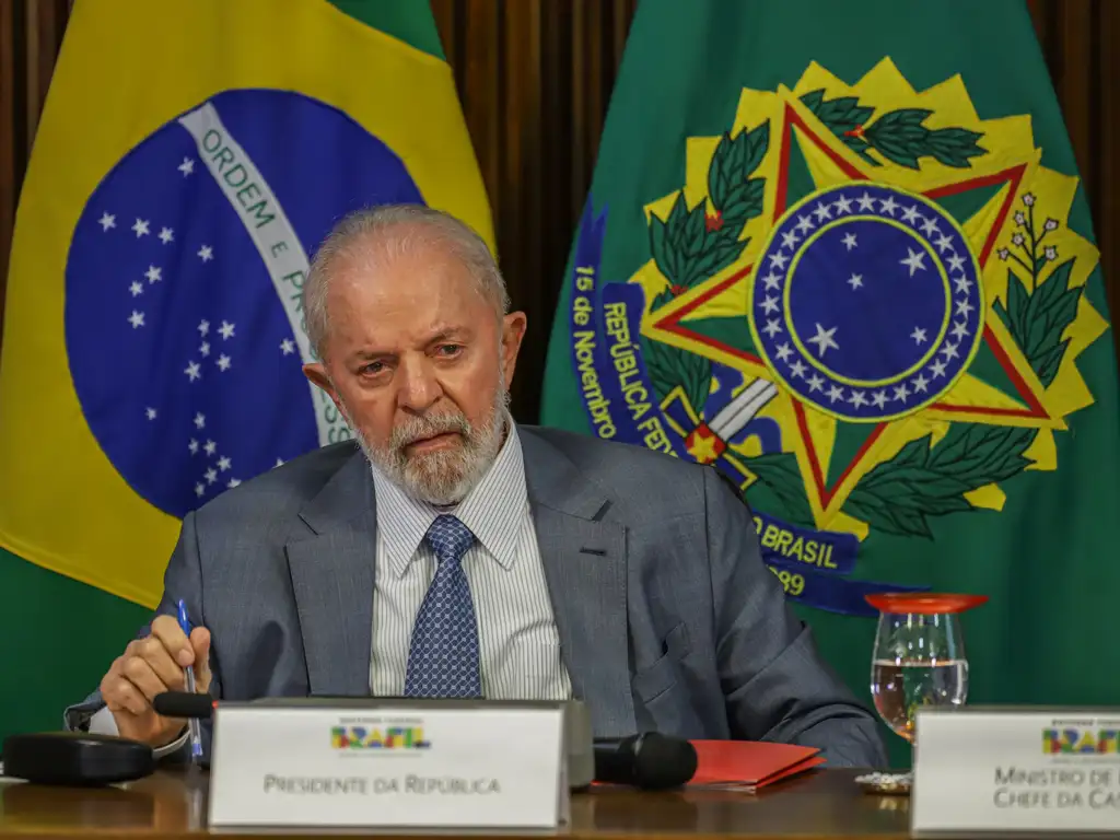 Interferência de Lula derruba em quase 10% ações da Petrobras em NY e Alemanha