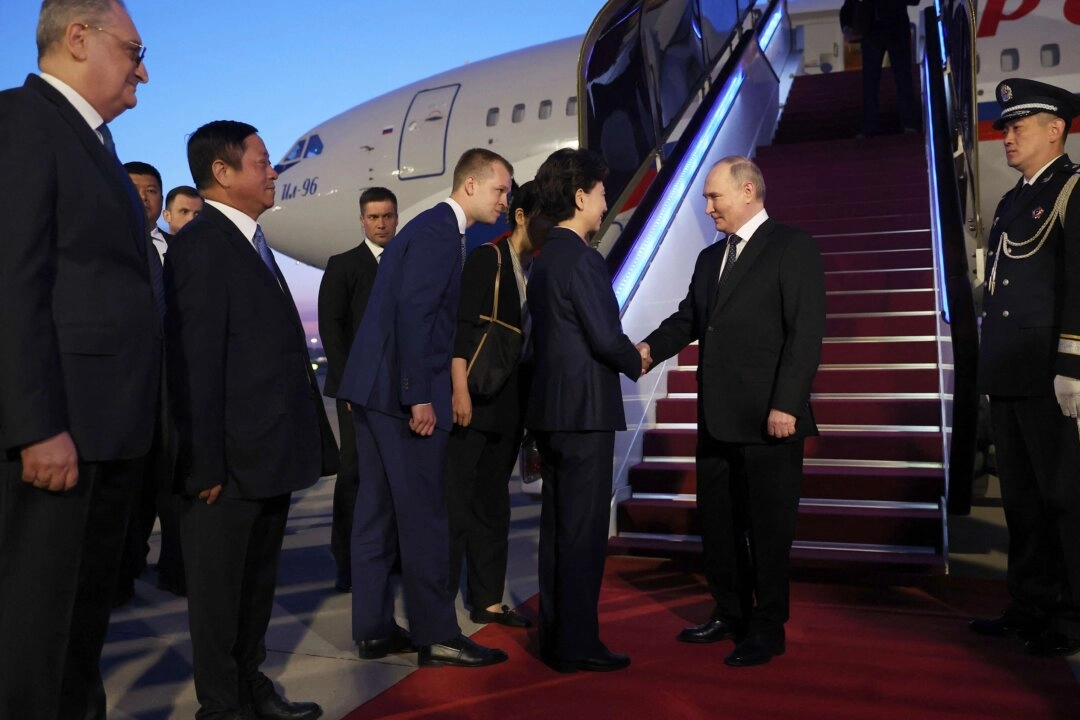 Rússia e China reafirmam parceria “sem limites” durante visita de Putin a Pequim