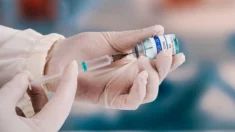 Miocardite e pericardite só aparecem após vacinação contra a COVID, de acordo com artigo pré-impressão do NHS