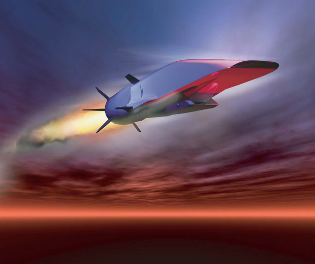 Projeto do avião de teste hiper-sônico X-51 em voo. O X-51 alcançou Mach 5 (6.120 km/h) durante um voo de teste em 2010 (Força Aérea dos USA)